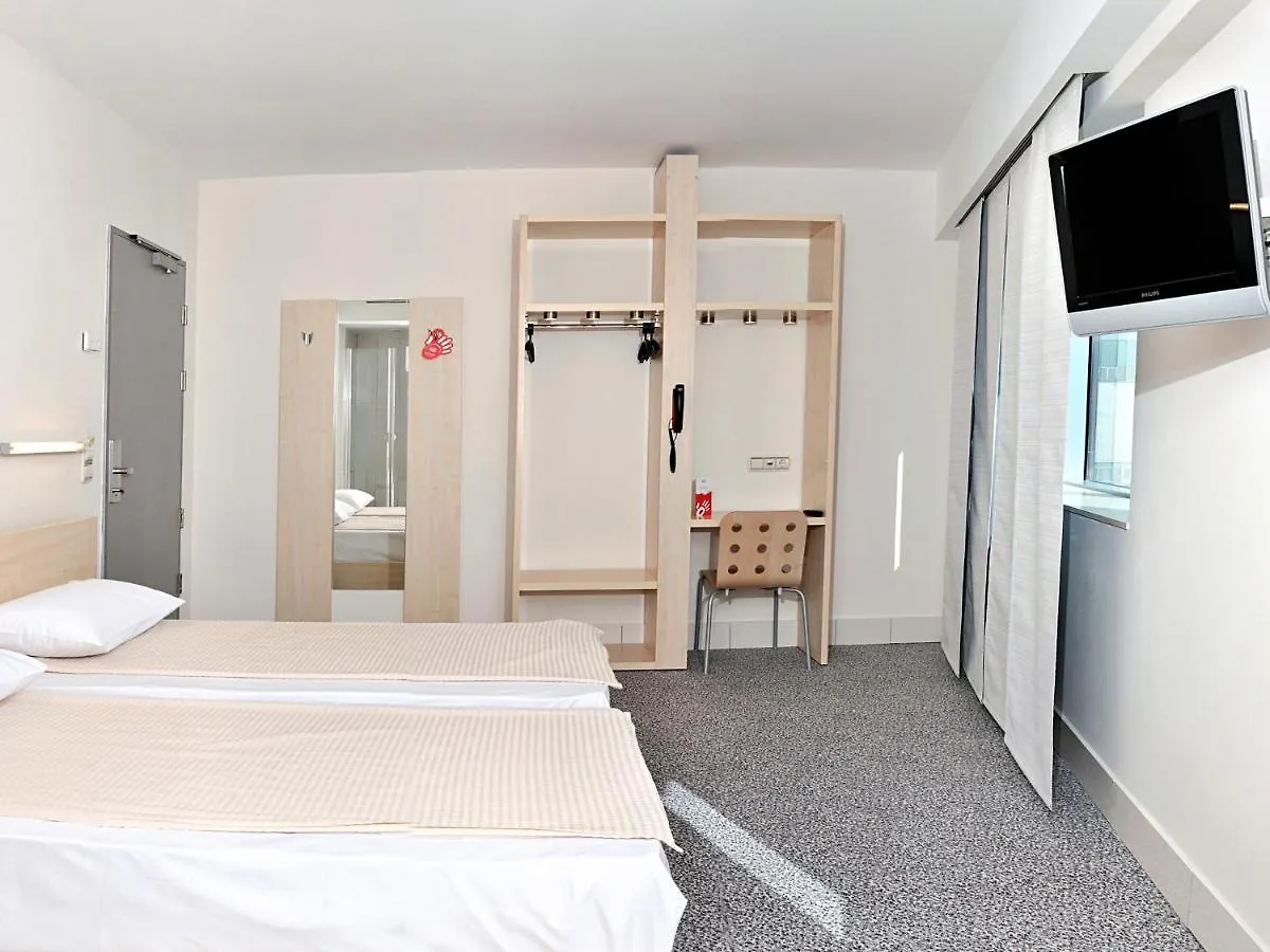**  Hello Hotels Bucuresti Gara De Nord Roménia