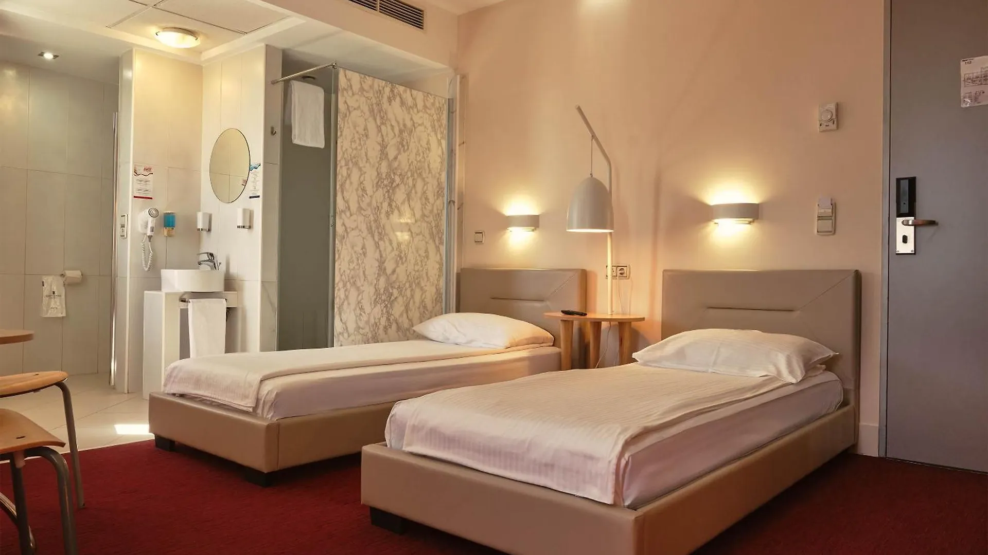 **  Hello Hotels Bucuresti Gara De Nord Roménia