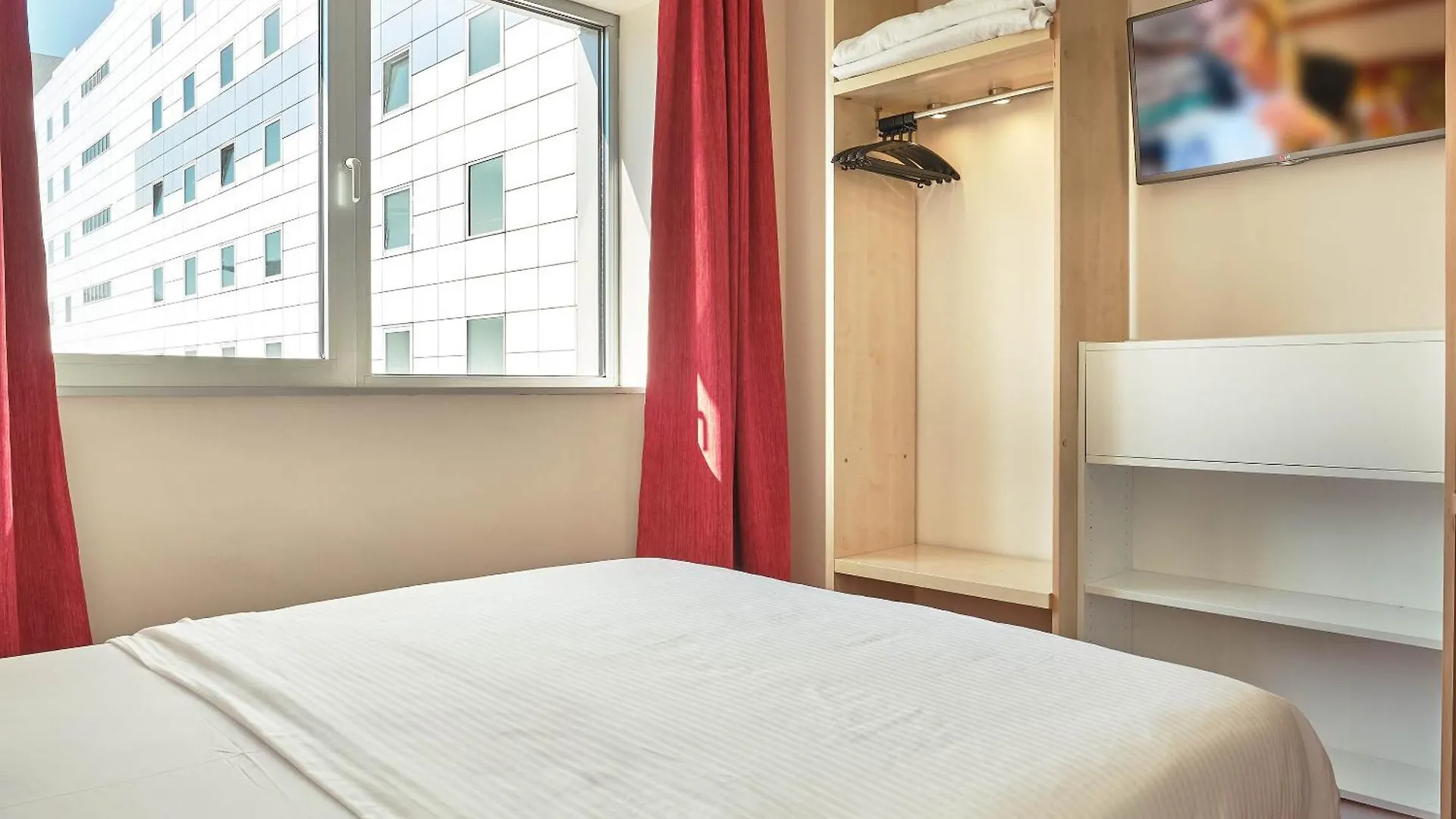 Hello Hotels Bucuresti Gara De Nord 2*, Bucareste