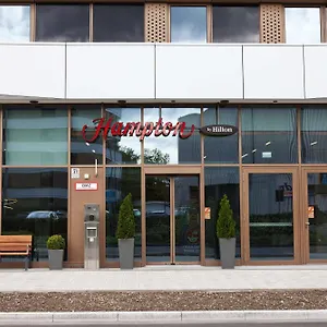 Hampton By Hilton Center East Munique