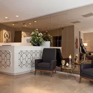 ホテル メイ ランブラス