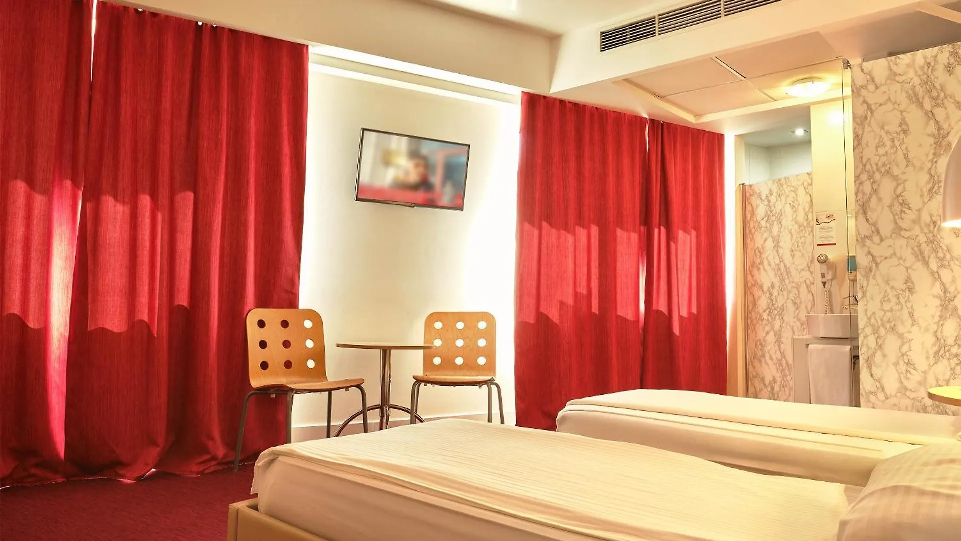 Hello Hotels Bucuresti Gara De Nord 2*, Bukarest Románia